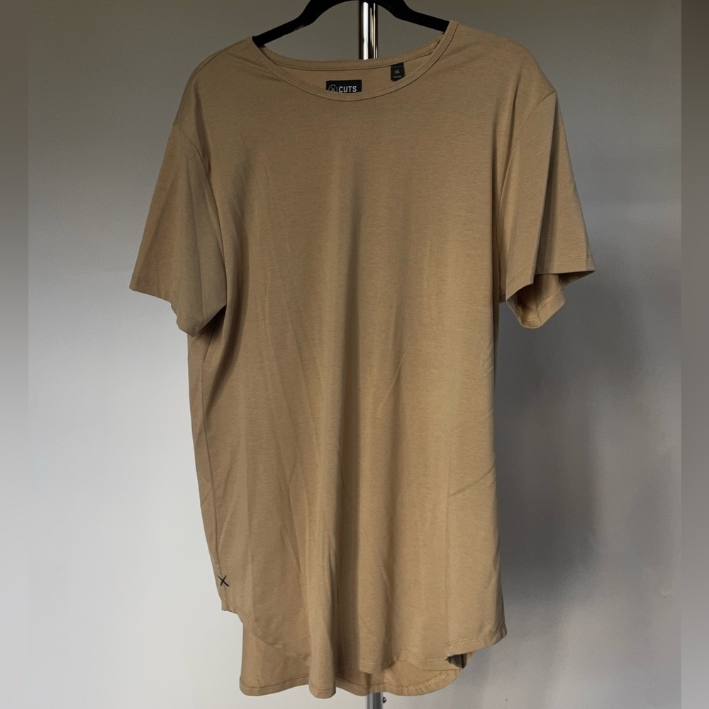 Cuts XXL tee shirt